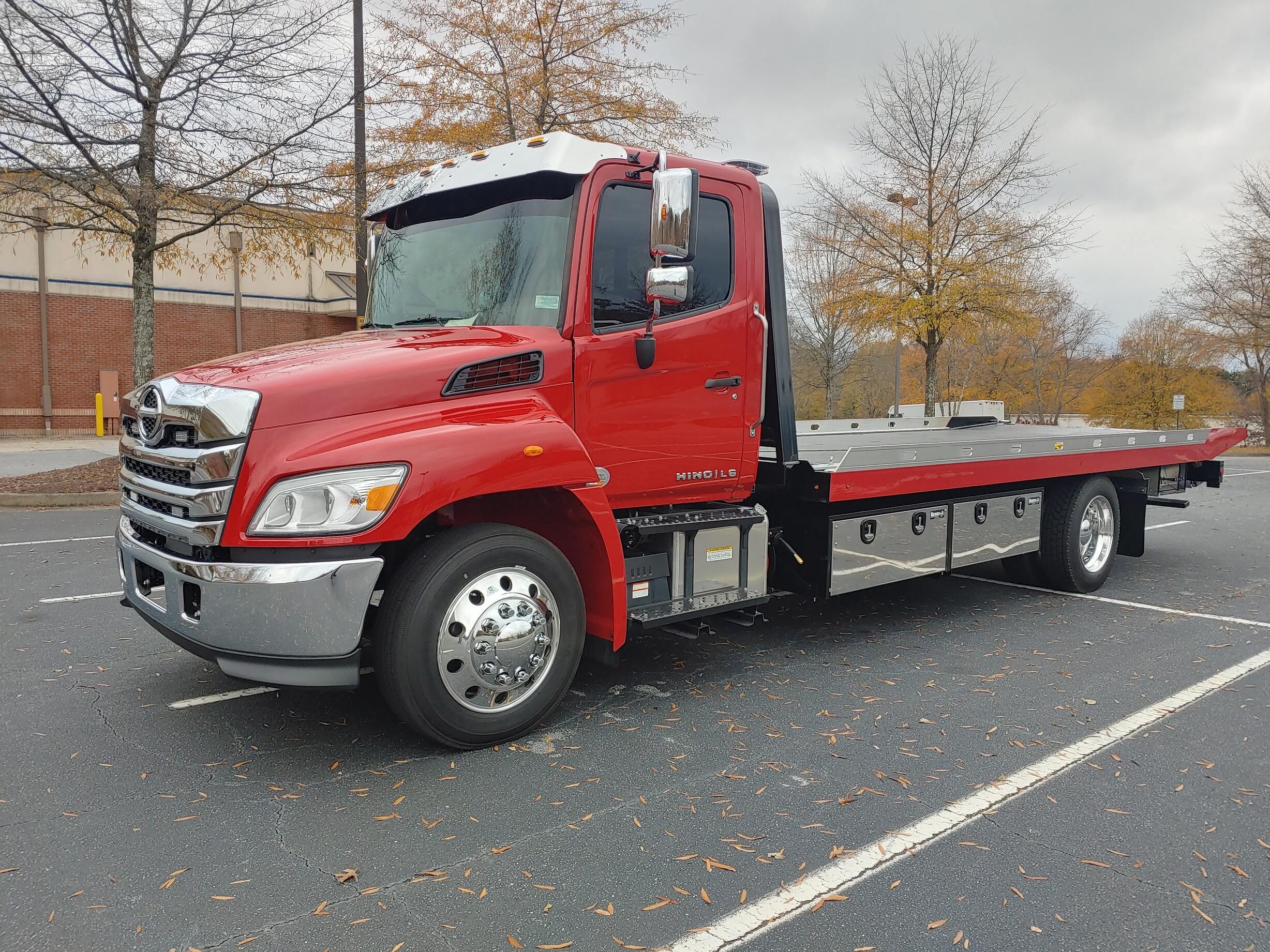 Tow Truck Service & Roadside Assistance