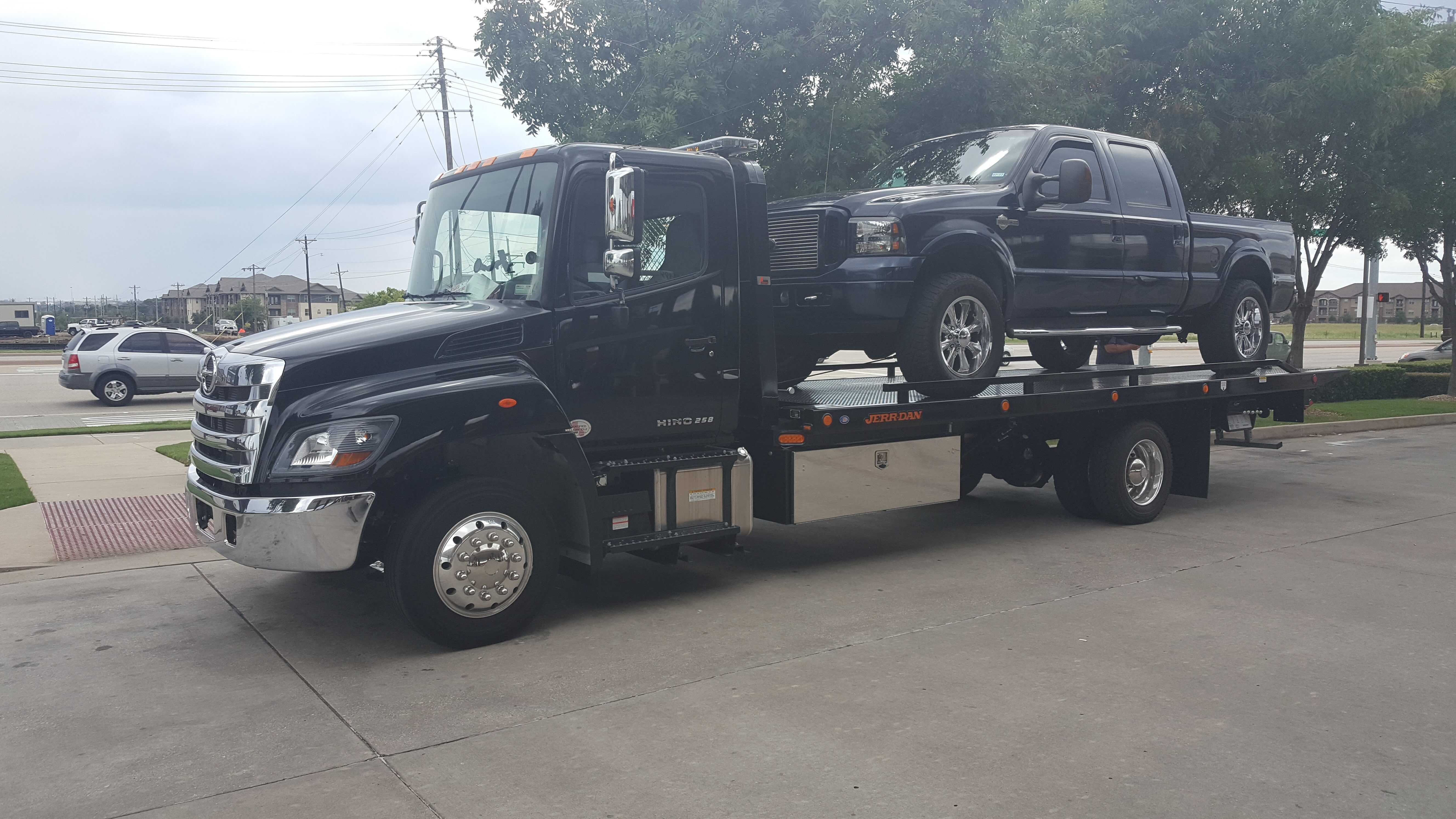 Towing Service & Roadside Assistance