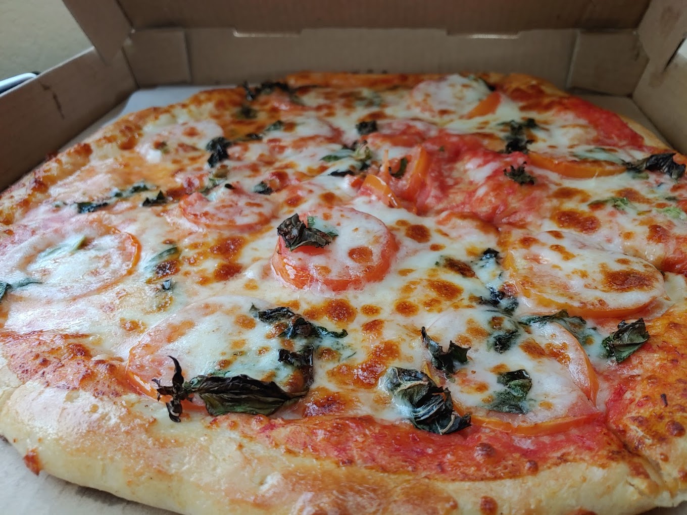 Gezziny's Famous Pizza